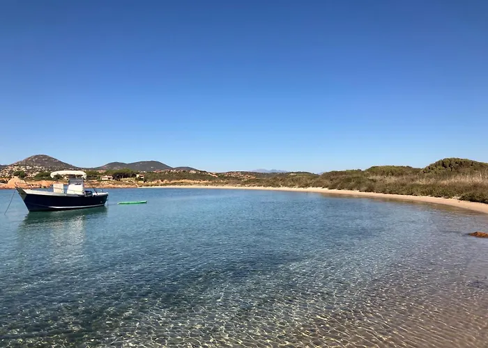 Πλωτό κατάλυμα Sleeping On A Boat In The Island's Bay *