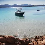 Sleeping On A Boat In The Island's Bay * פורטו סן פאולו