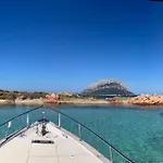 Sleeping On A Boat In The Island's Bay * פורטו סן פאולו
