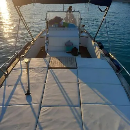 Hotel na wodzie Sleeping On A Boat In The Island's Bay Porto San Paolo (Sardinia)