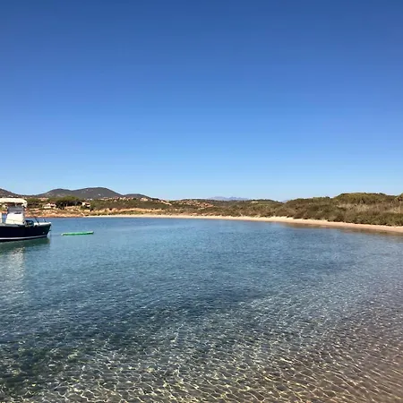 Hotel na wodzie Sleeping On A Boat In The Island's Bay *
